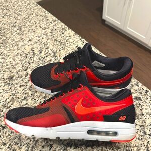 Nike Air max zero essentials